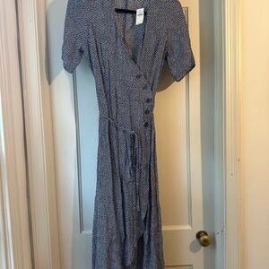 GAP Blue and White Puff Sleeve Wrap Midi Dress